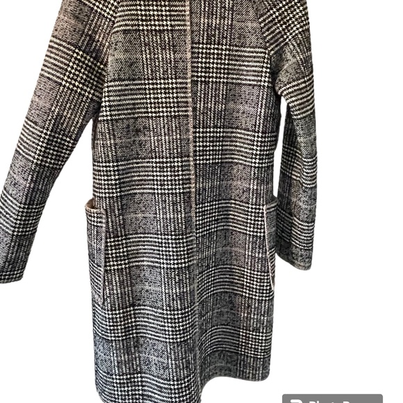 cosy grey jacket with pink interior - Picture 4 of 4